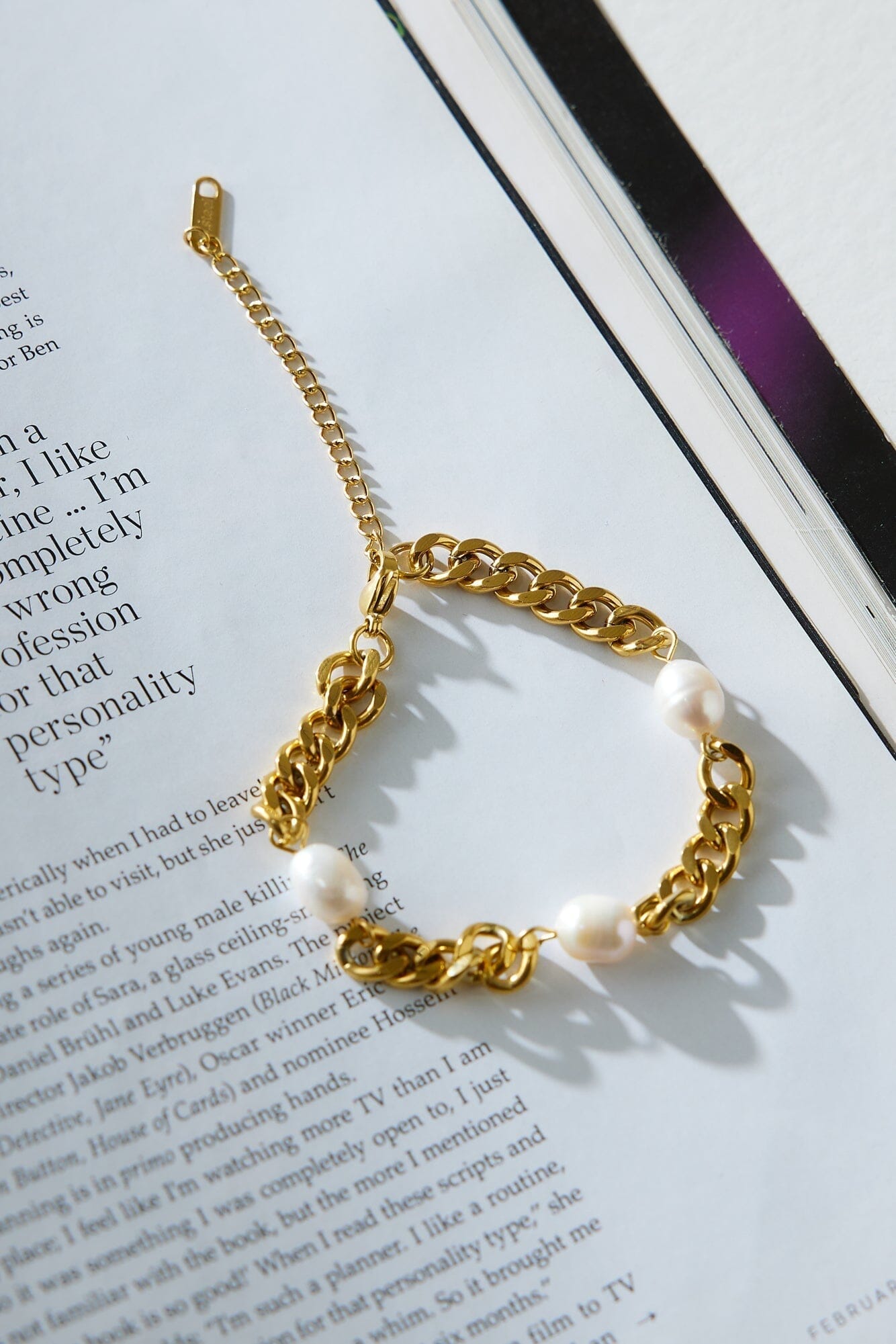 Ava™ | 18k Gold Plated Chains To Be Seen Bracelet Gold