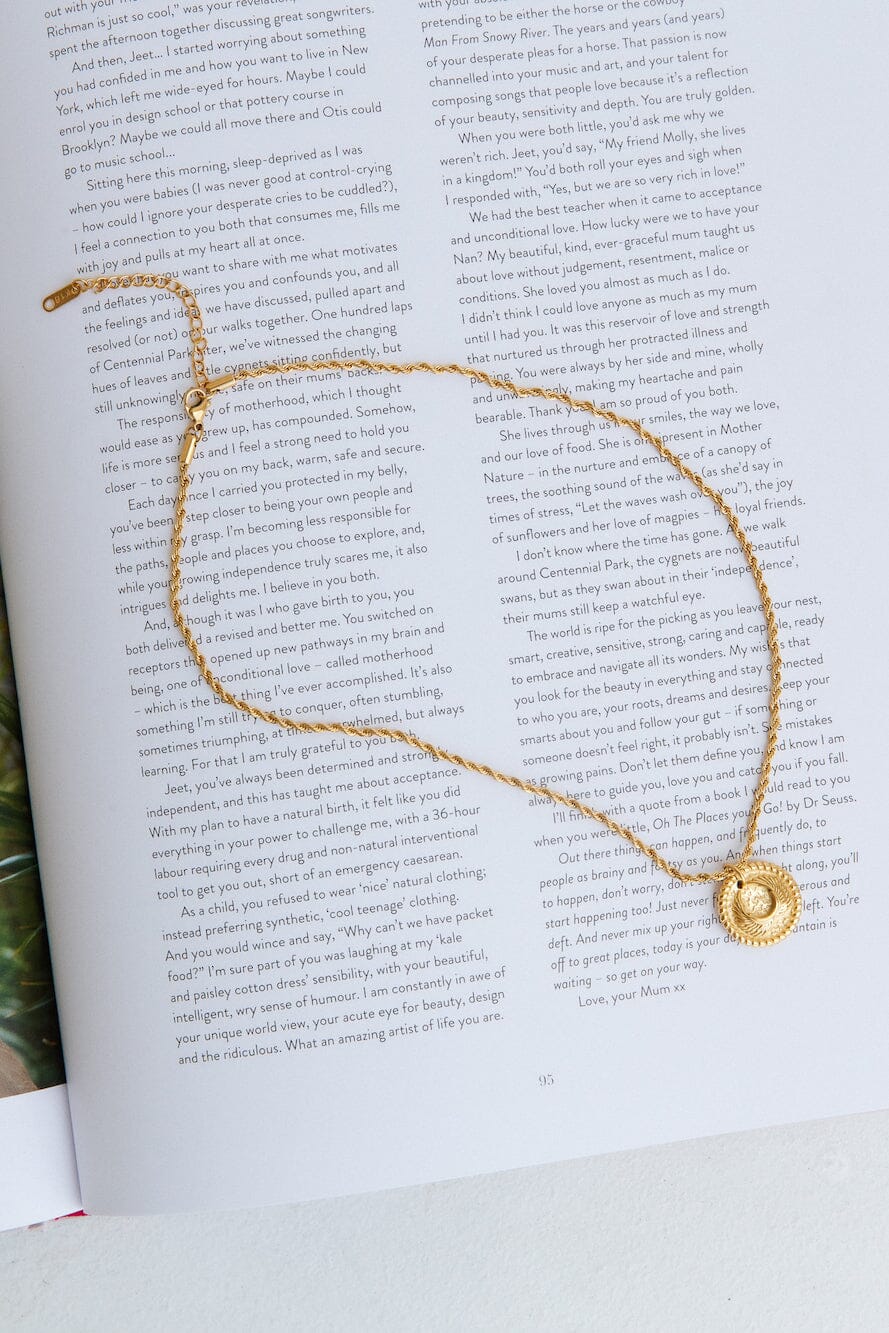 Lola™ | 18K Gold Plated Illusory Lives Necklace Gold