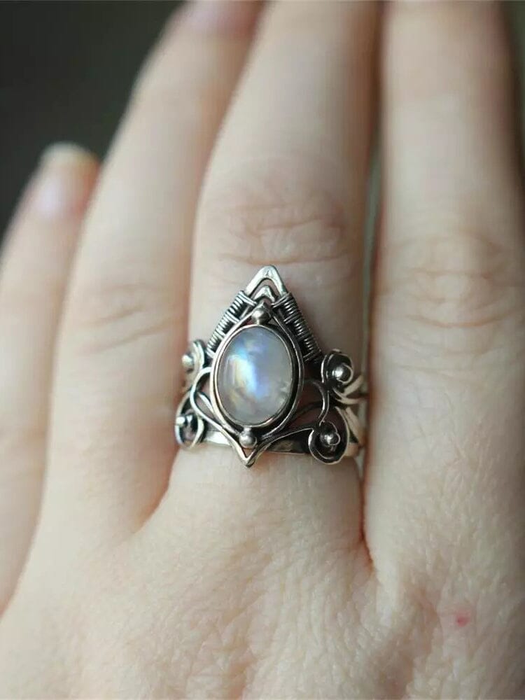 Amelia™ | Vintage Moonstone Ring