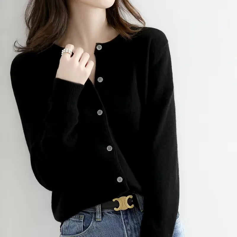 Lauren™ | Comfy Buttoned Pullover