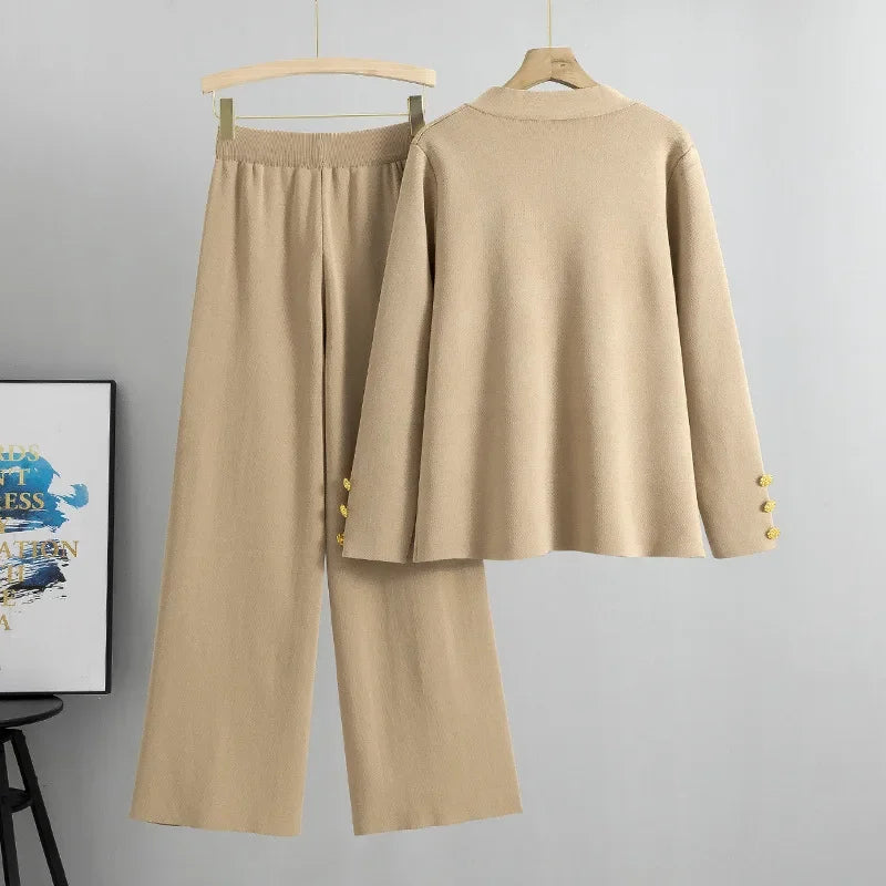 Maddie™ | Blouse With Gold Buttons And Trousers