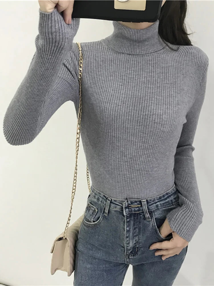 Macy™ | Cozy Turtleneck Sweater