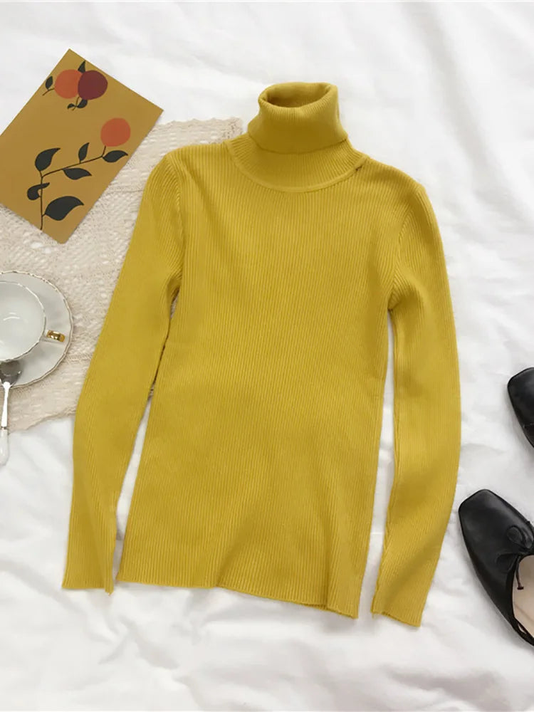 Macy™ | Cozy Turtleneck Sweater