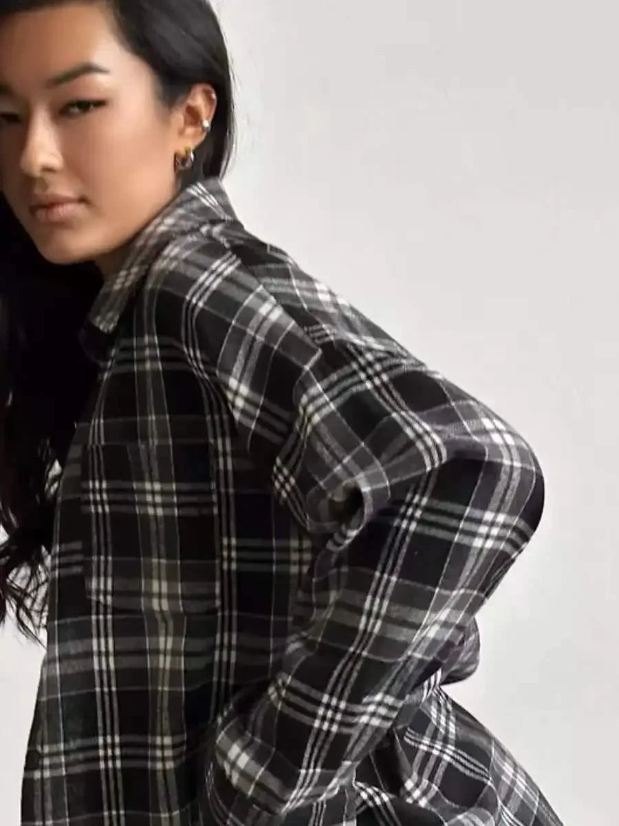 Suzy™ | Oversized Plaid Blouse