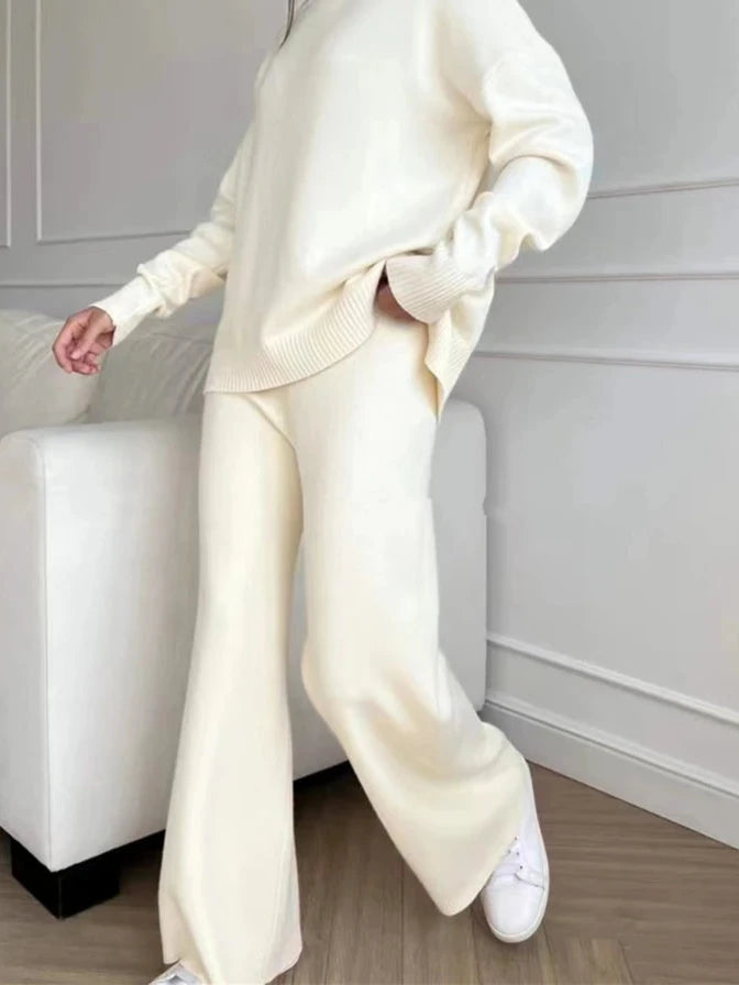 Macy™ | Elegant Turtleneck Pullover & Pants Set