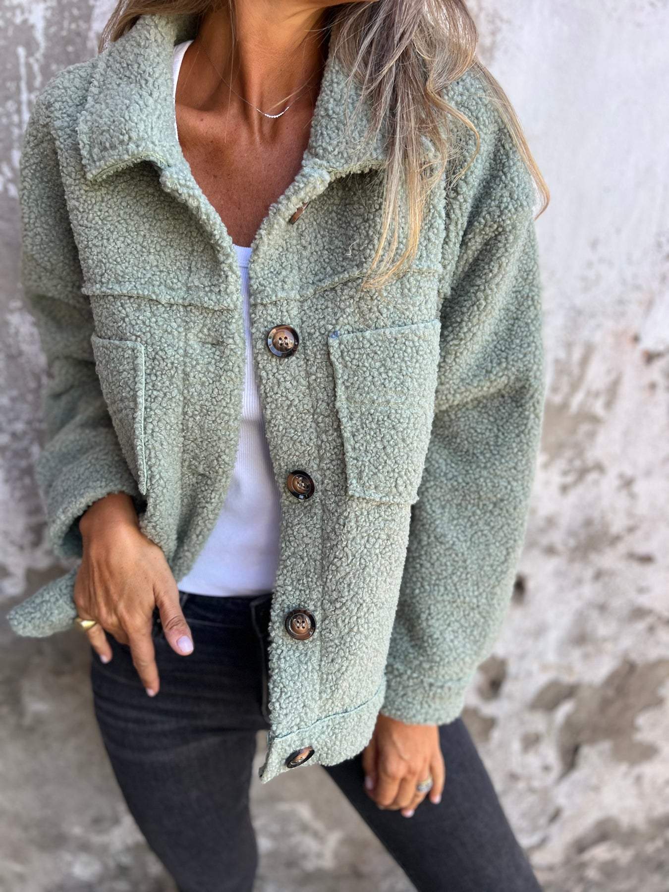 Line™ | Stylish autumn cardigan